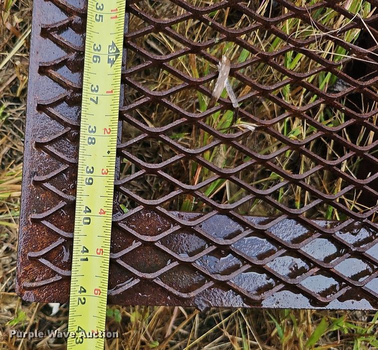 image for item DQ1138 I-beams