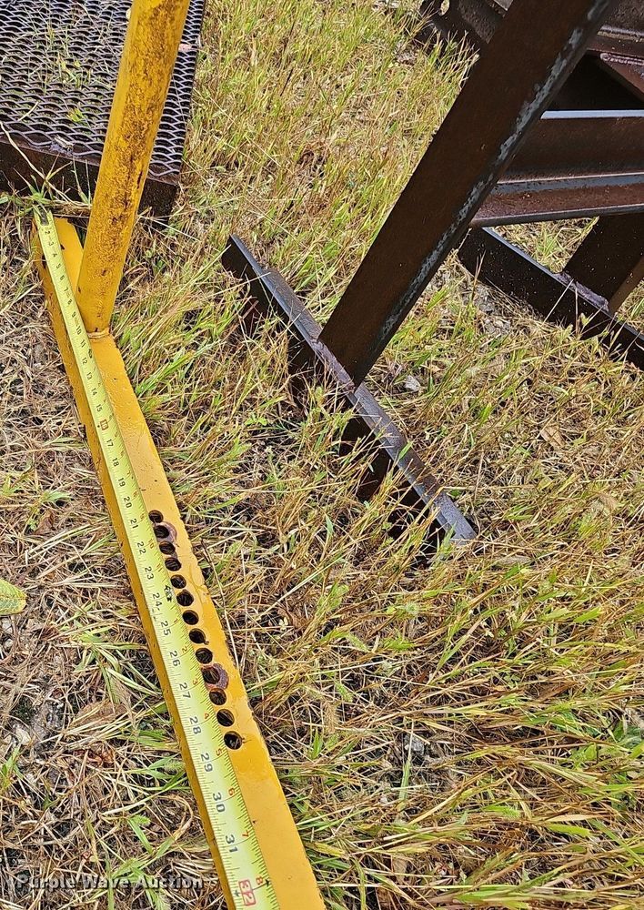 image for item DQ1138 I-beams