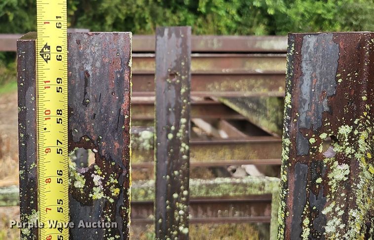 image for item DQ1138 I-beams