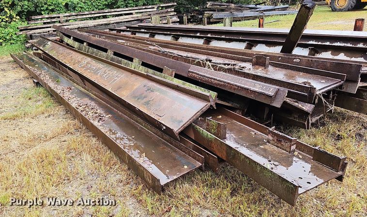image for item DQ1139 Approximately 24 I-beams