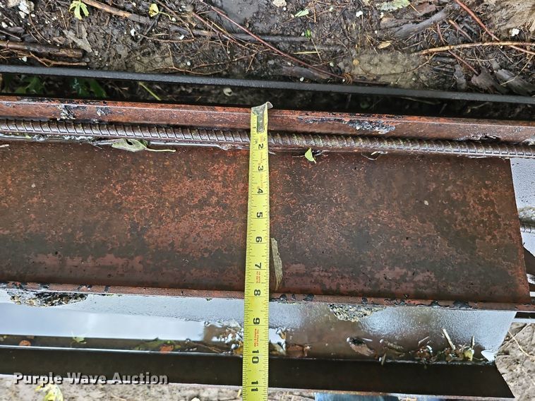 image for item DQ1139 Approximately 24 I-beams