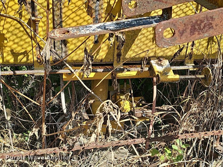 image for item DQ1141 Gamaco Console C450  bridge deck finish machine