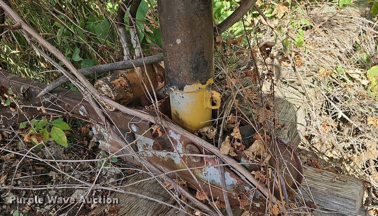 image for item DQ1141 Gamaco Console C450  bridge deck finish machine