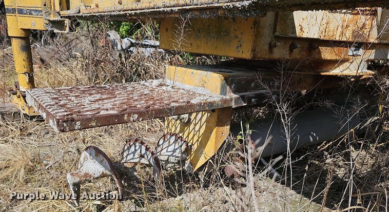 image for item DQ1141 Gamaco Console C450  bridge deck finish machine