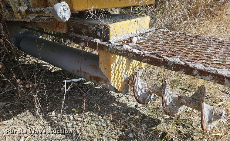 image for item DQ1141 Gamaco Console C450  bridge deck finish machine