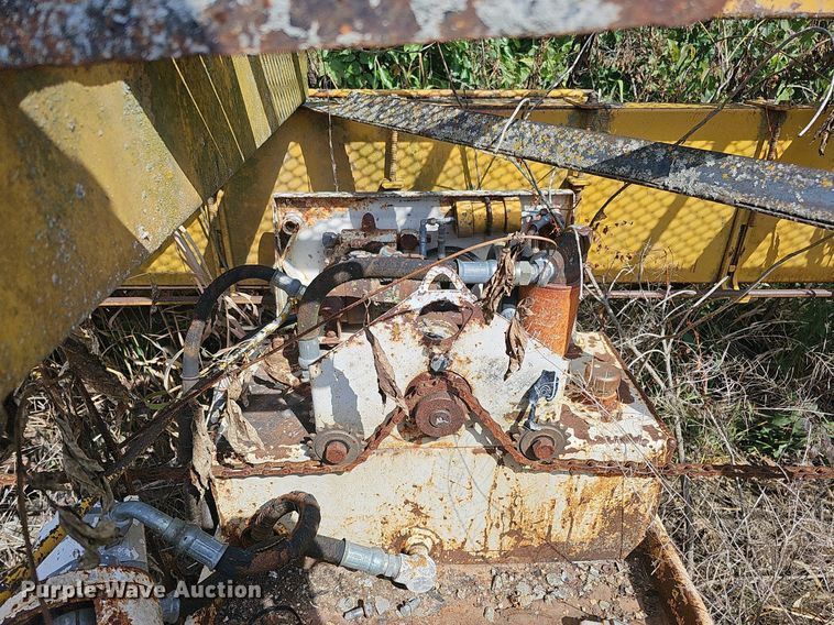 image for item DQ1141 Gamaco Console C450  bridge deck finish machine