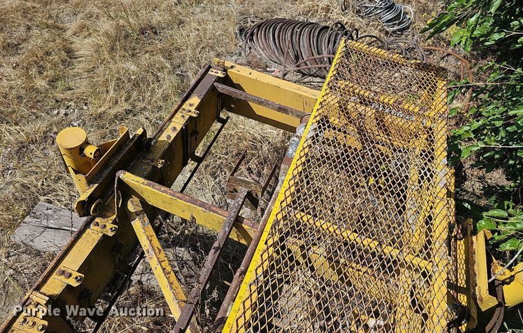 image for item DQ1141 Gamaco Console C450  bridge deck finish machine