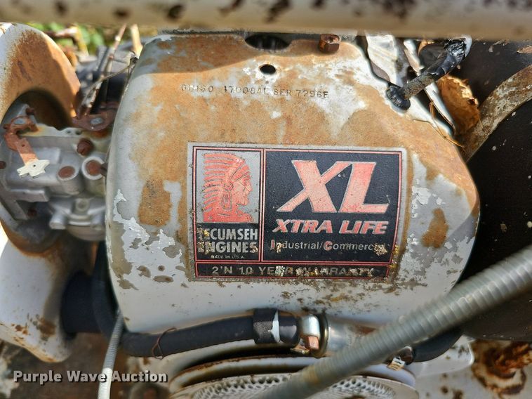 image for item DQ1141 Gamaco Console C450  bridge deck finish machine