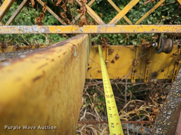 image for item DQ1141 Gamaco Console C450  bridge deck finish machine