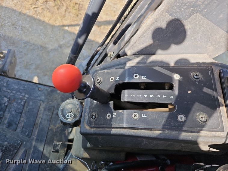 image for item DQ1142 2010 John Deere 672G  motor grader