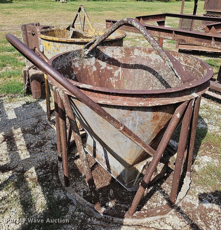 image for item DQ1144 (2) concrete buckets