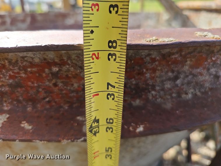 image for item DQ1144 (2) concrete buckets