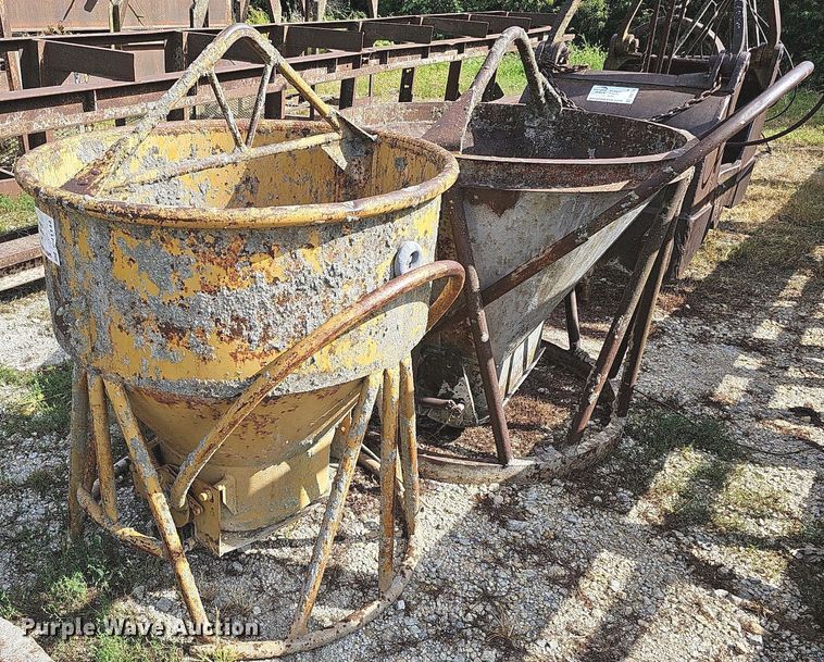 image for item DQ1144 (2) concrete buckets