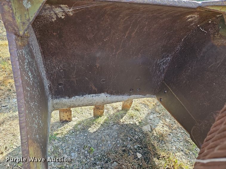 image for item DQ1145 (3) crane buckets