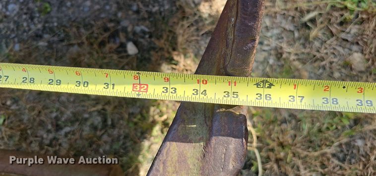 image for item DQ1145 (3) crane buckets