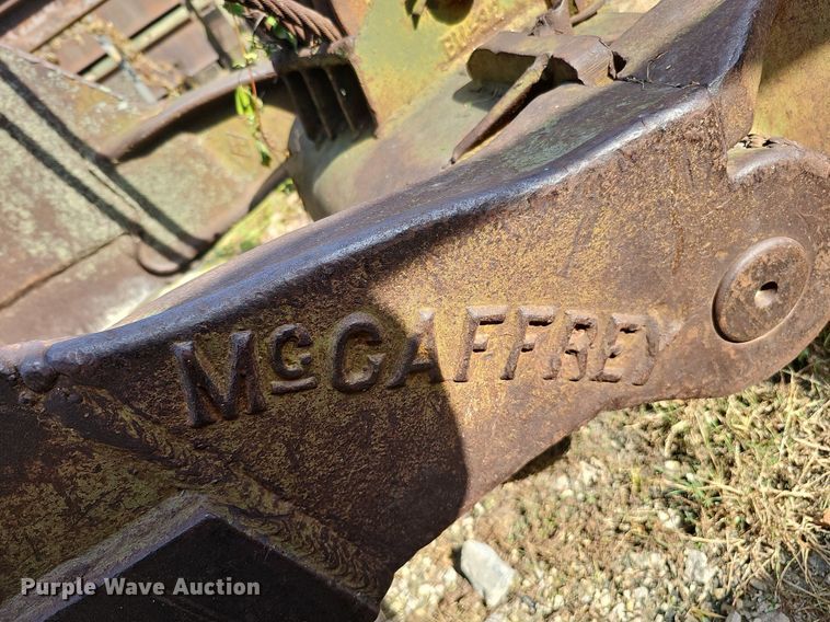 image for item DQ1145 (3) crane buckets