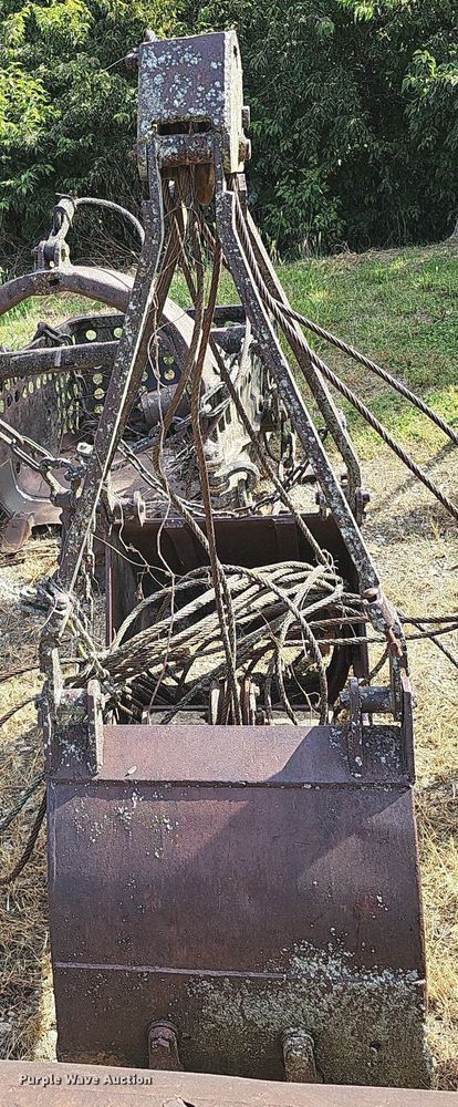 image for item DQ1145 (3) crane buckets