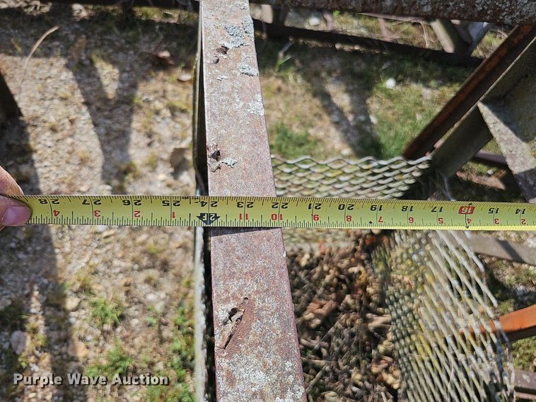 image for item DQ1146 (5) man lift baskets