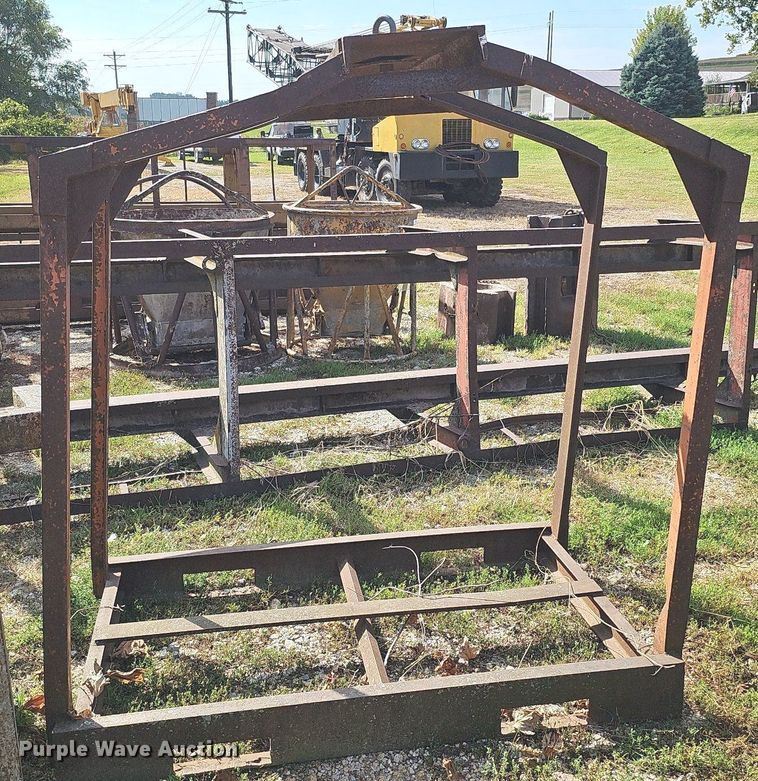 image for item DQ1146 (5) man lift baskets