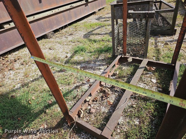 image for item DQ1146 (5) man lift baskets