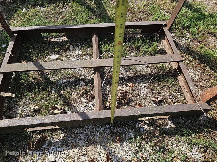 image for item DQ1146 (5) man lift baskets