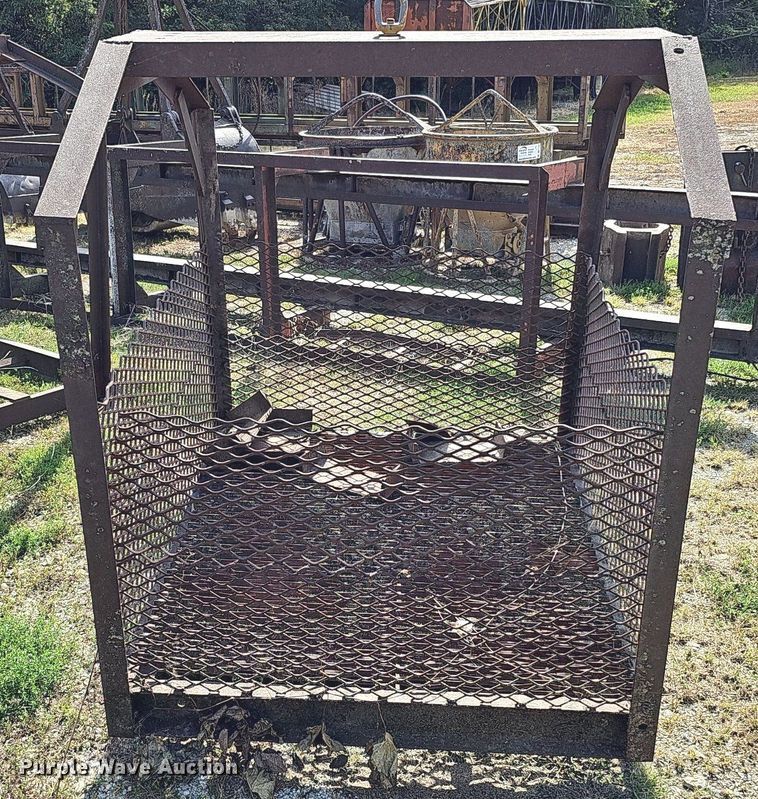 image for item DQ1146 (5) man lift baskets