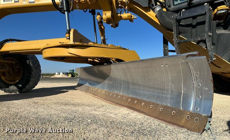 image for item DQ1427 2008 Caterpillar 140M  motor grader