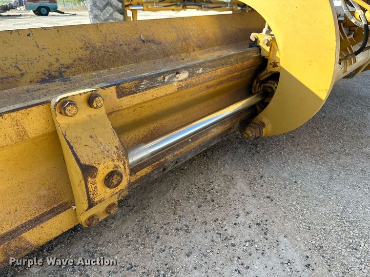 image for item DQ1427 2008 Caterpillar 140M  motor grader