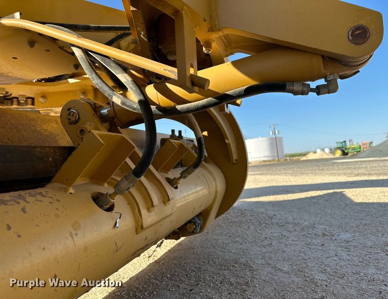 image for item DQ1427 2008 Caterpillar 140M  motor grader