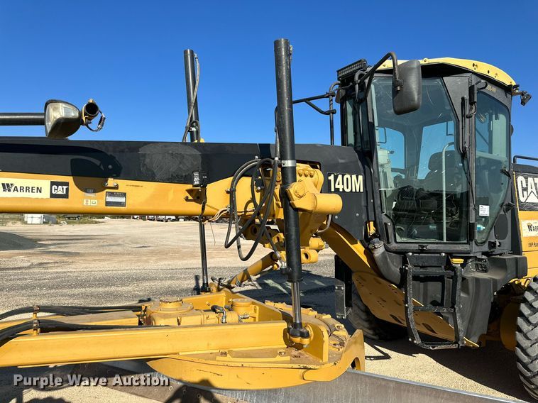 image for item DQ1427 2008 Caterpillar 140M  motor grader