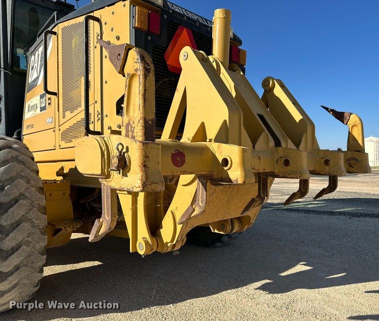 image for item DQ1427 2008 Caterpillar 140M  motor grader