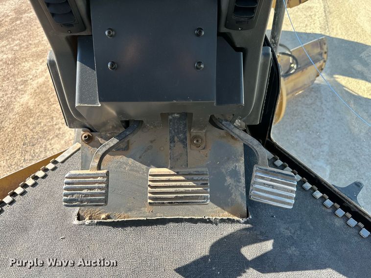 image for item DQ1427 2008 Caterpillar 140M  motor grader