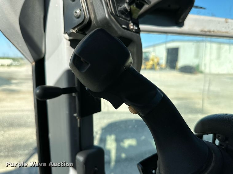 image for item DQ1427 2008 Caterpillar 140M  motor grader