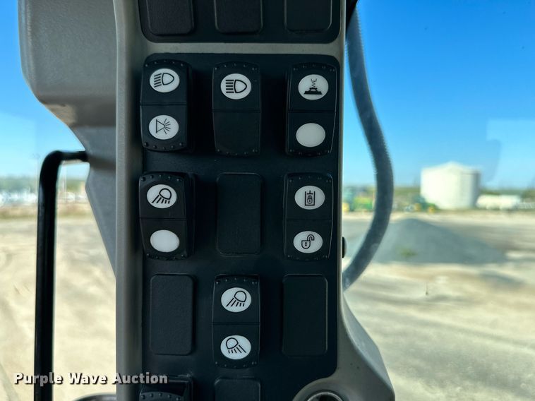 image for item DQ1427 2008 Caterpillar 140M  motor grader