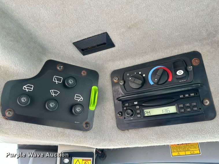 image for item DQ1427 2008 Caterpillar 140M  motor grader