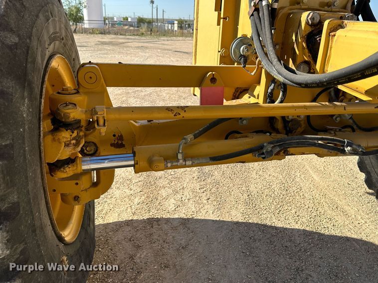 image for item DQ1427 2008 Caterpillar 140M  motor grader