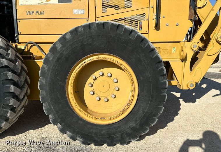 image for item DQ1427 2008 Caterpillar 140M  motor grader