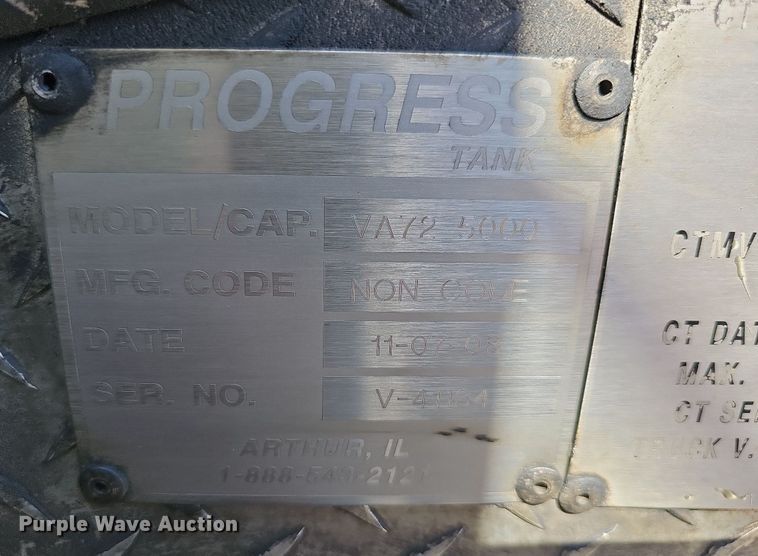 image for item DR5760 2009 International WorkStar 7600  vacuum truck