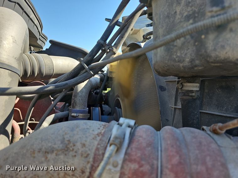 image for item DR5760 2009 International WorkStar 7600  vacuum truck