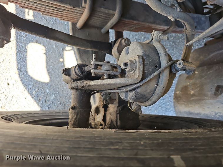 image for item DR5760 2009 International WorkStar 7600  vacuum truck