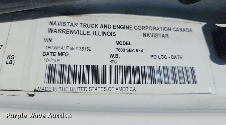 image for item DR5760 2009 International WorkStar 7600  vacuum truck