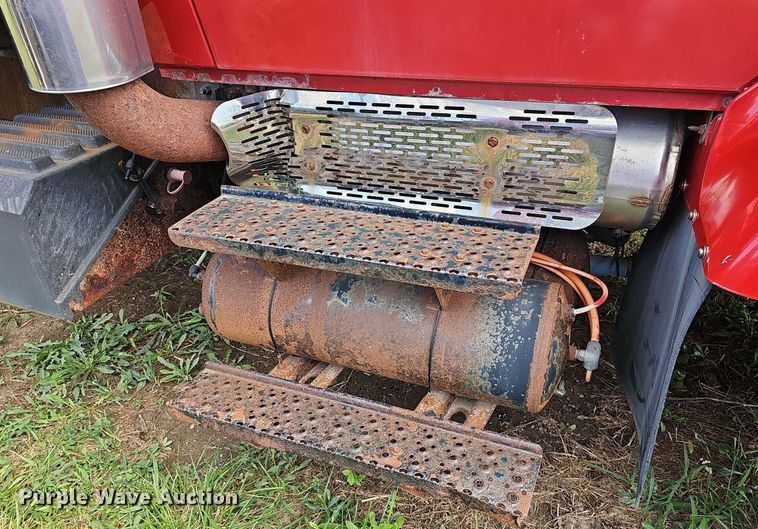 image for item DR5761 2005 International 7300  dump truck