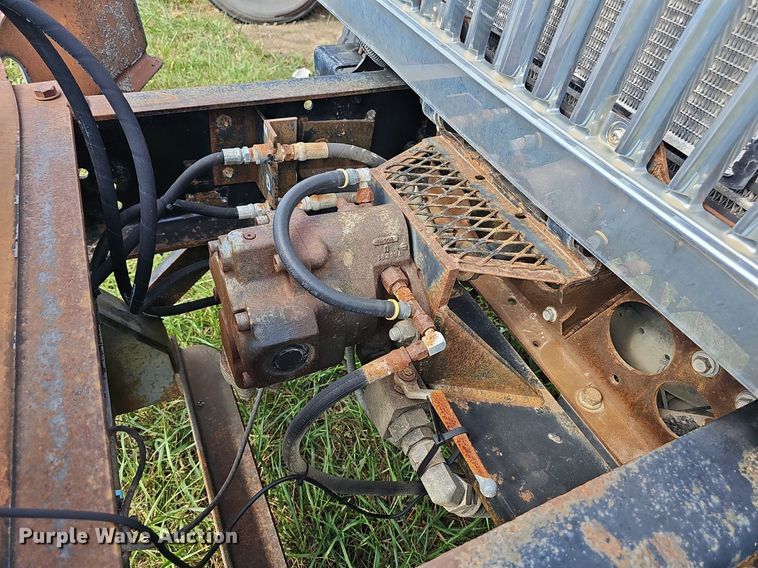 image for item DR5761 2005 International 7300  dump truck