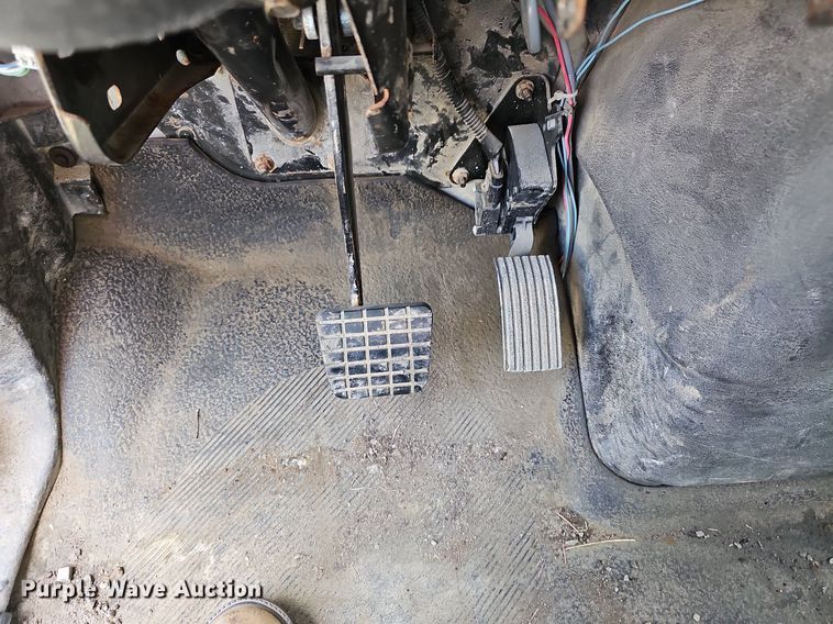 image for item DR5761 2005 International 7300  dump truck