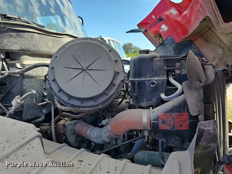 image for item DR5761 2005 International 7300  dump truck