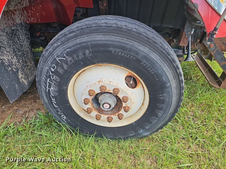 image for item DR5761 2005 International 7300  dump truck