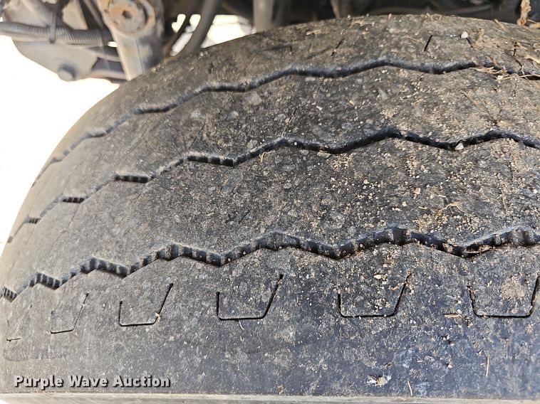 image for item DR5764 2014 International Work Star 7600  vacuum truck