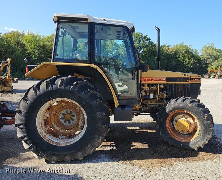 image for item DR5767 1994 Ford 7740 Powerstar SLE Tiger Special  tractor