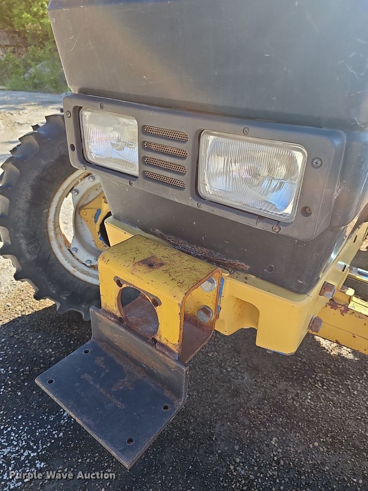 image for item DR5767 1994 Ford 7740 Powerstar SLE Tiger Special  tractor