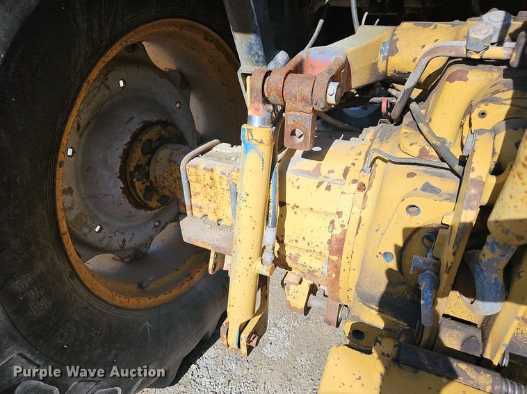 image for item DR5767 1994 Ford 7740 Powerstar SLE Tiger Special  tractor